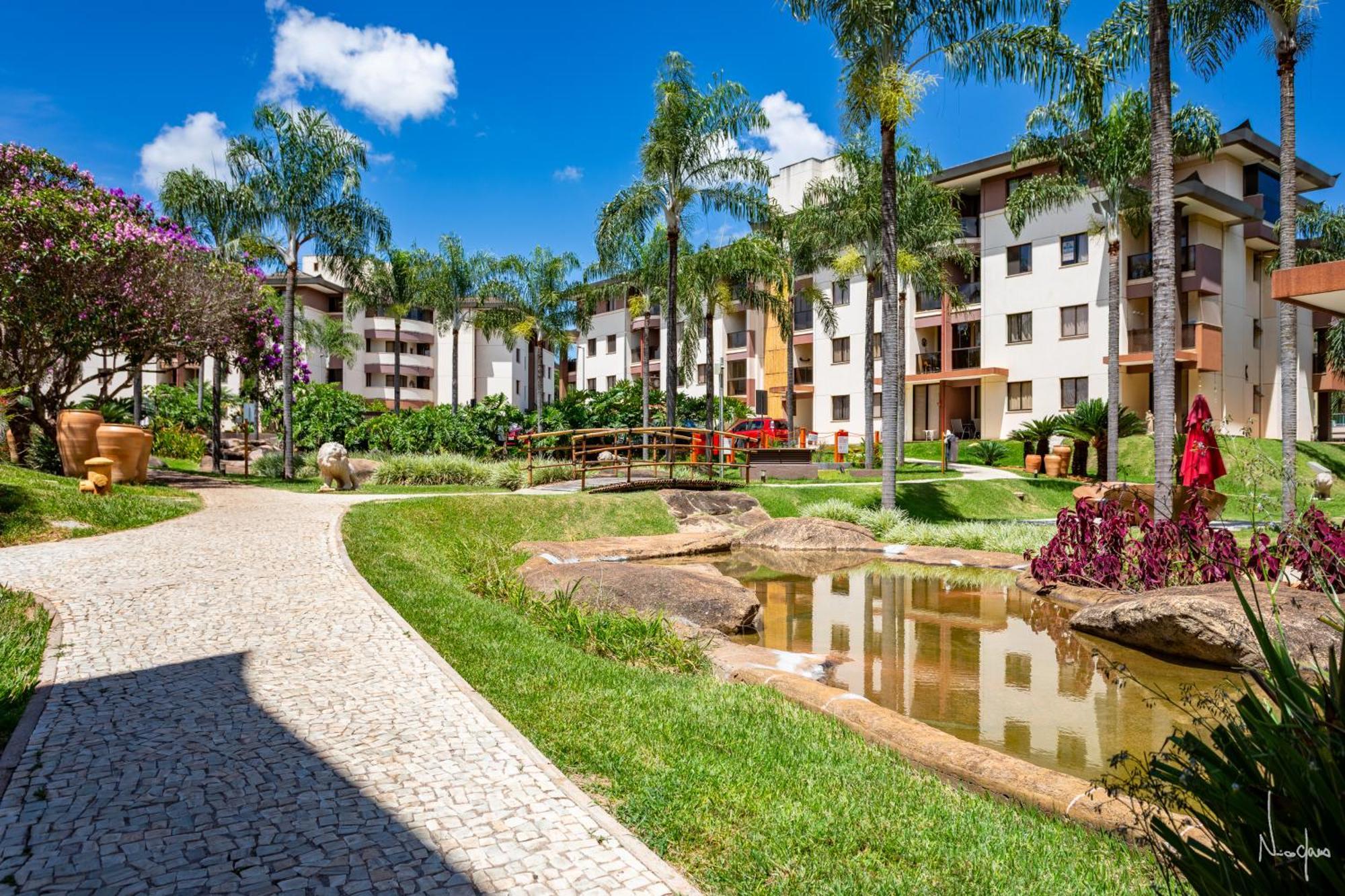 Life - J 215 - Beira - Piscina - Clube - Refugio Do Casal - By Hospede Facil